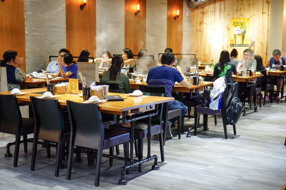 台北高檔活海鮮火鍋店│大釧鍋物 法國藍龍蝦雙人套餐│新鮮到完全不需要醬料│捷運南京復興站 台北高檔活海鮮火鍋店│大釧鍋物 法國藍龍蝦雙人套餐│新鮮到完全不需要醬料│捷運南京復興站