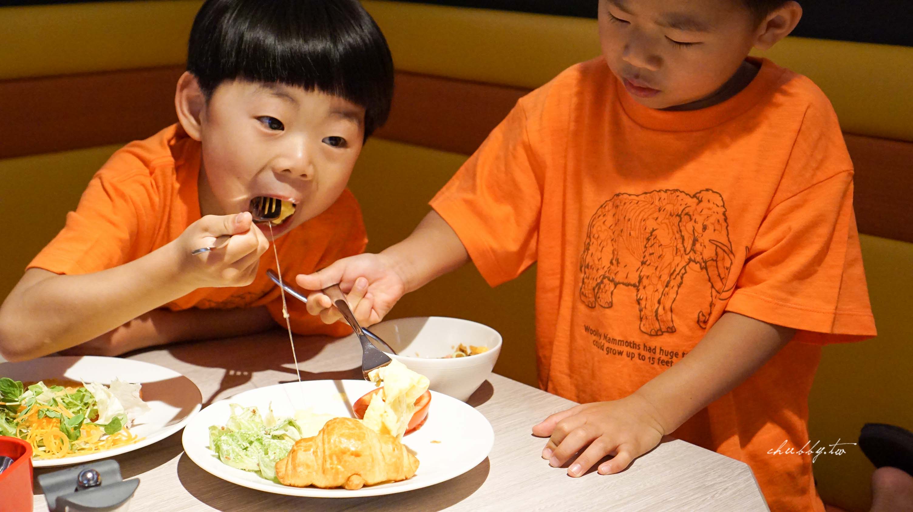 城市裡的城堡。Aloft Taipei Beitou 台北北投雅樂軒酒店:讓城堡滿足小孩的夢想吧! 城市裡的城堡。Aloft Taipei Beitou 台北北投雅樂軒酒店:讓城堡滿足小孩的夢想吧!