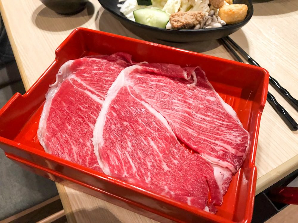 和牛涮值不值得去吃?和牛涮心得,王品集團新品牌:美國和牛、和牛握壽司吃到飽! 和牛涮值不值得去吃?和牛涮心得,王品集團新品牌:美國和牛、和牛握壽司吃到飽!