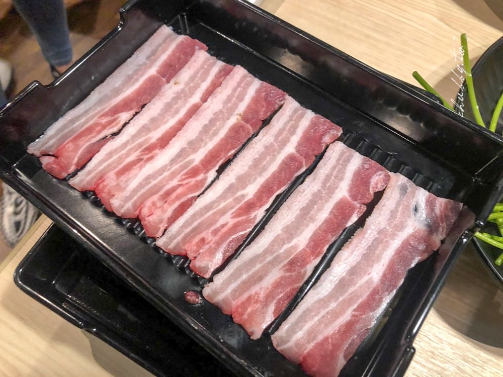 和牛涮值不值得去吃?和牛涮心得,王品集團新品牌:美國和牛、和牛握壽司吃到飽! 和牛涮值不值得去吃?和牛涮心得,王品集團新品牌:美國和牛、和牛握壽司吃到飽!
