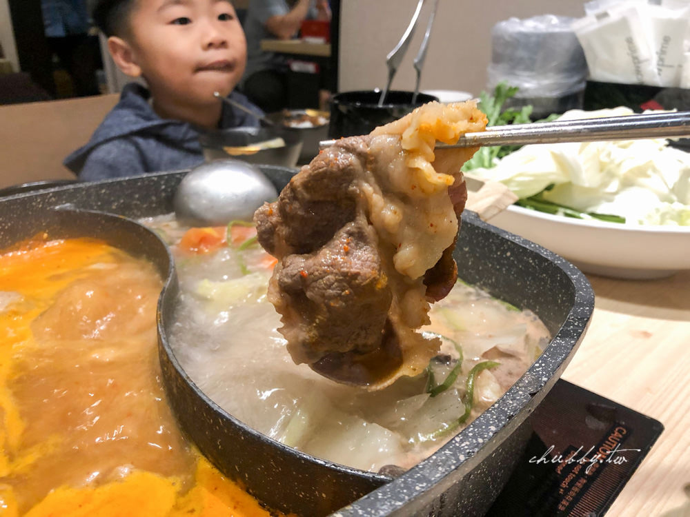 和牛涮值不值得去吃?和牛涮心得,王品集團新品牌:美國和牛、和牛握壽司吃到飽! 和牛涮值不值得去吃?和牛涮心得,王品集團新品牌:美國和牛、和牛握壽司吃到飽!