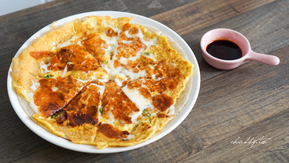 可蜜達吐司北門店│黃金流汁蛋黃+雙重起司肉排土司,偏貴但是值得一試,炭燒紅茶必喝! 可蜜達吐司北門店│黃金流汁蛋黃+雙重起司肉排土司,偏貴但是值得一試,炭燒紅茶必喝!