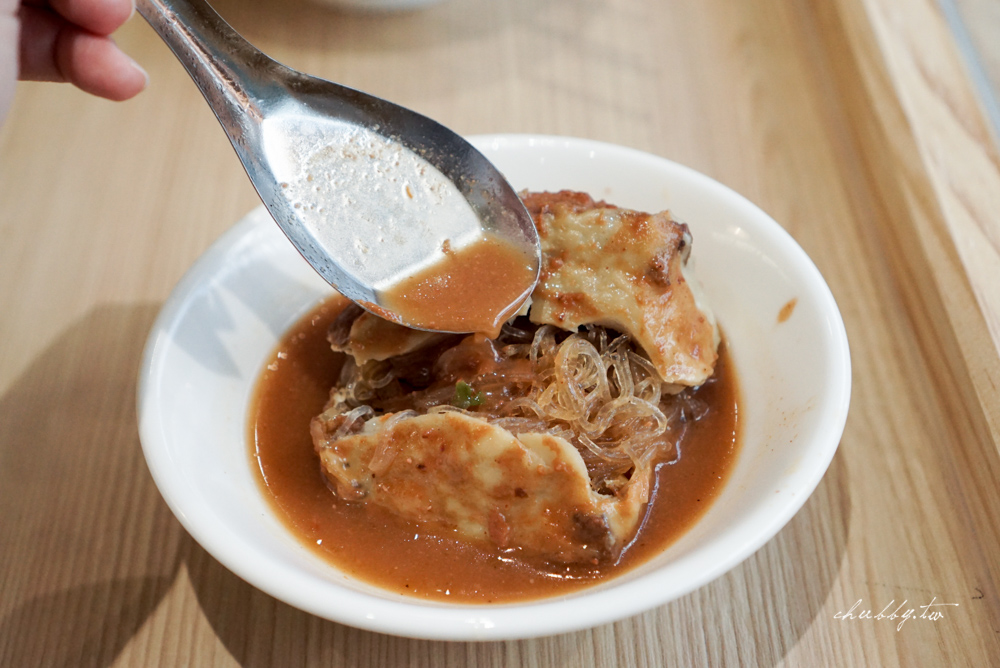 淡水老街福又又魚丸湯|文青風阿給魚丸湯店|奢侈松板豬入料的超Q彈魚丸|菜單價錢 淡水老街福又又魚丸湯|文青風阿給魚丸湯店|奢侈松板豬入料的超Q彈魚丸|菜單價錢