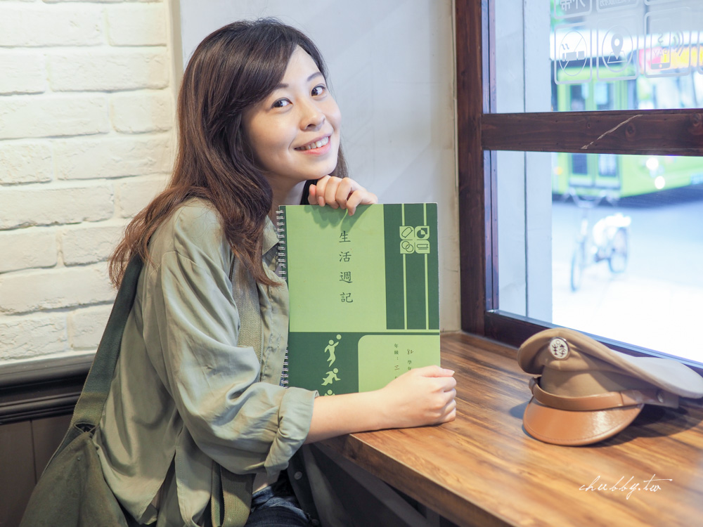 高三孝碳烤土司 麟光站店│姊吃得是校園的回憶!碳烤土司、脆皮菠蘿堡、家傳蘿蔔糕超美味! 高三孝碳烤土司 麟光站店│姊吃得是校園的回憶!碳烤土司、脆皮菠蘿堡、家傳蘿蔔糕超美味!