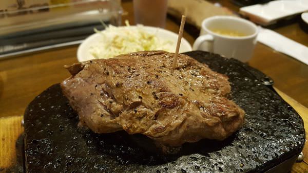 │2017沖繩自由行-Day4│下集:富士山熔岩燒牛排 2號店 やっぱりステーキ2nd(セカンド)/Yappari Steak 2nd @小胖盈的花椒人蔘 │2017沖繩自由行-Day4│下集:富士山熔岩燒牛排 2號店 やっぱりステーキ2nd(セカンド)/Yappari Steak 2nd
