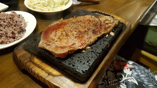 │2017沖繩自由行-Day4│下集:富士山熔岩燒牛排 2號店 やっぱりステーキ2nd(セカンド)/Yappari Steak 2nd @小胖盈的花椒人蔘 │2017沖繩自由行-Day4│下集:富士山熔岩燒牛排 2號店 やっぱりステーキ2nd(セカンド)/Yappari Steak 2nd