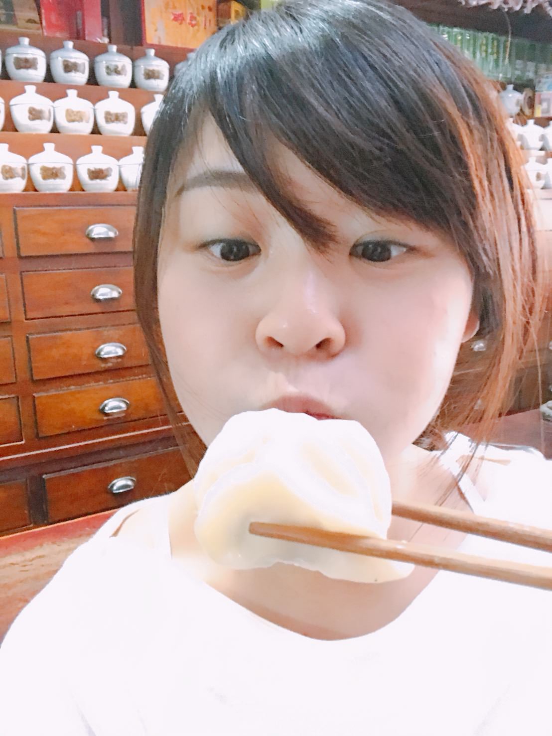 果貿吳媽家頂級干貝水餃│超大顆干貝蝦仁鮮嫩多汁│我終於吃到你了!!│初戀的滋味依舊美好│