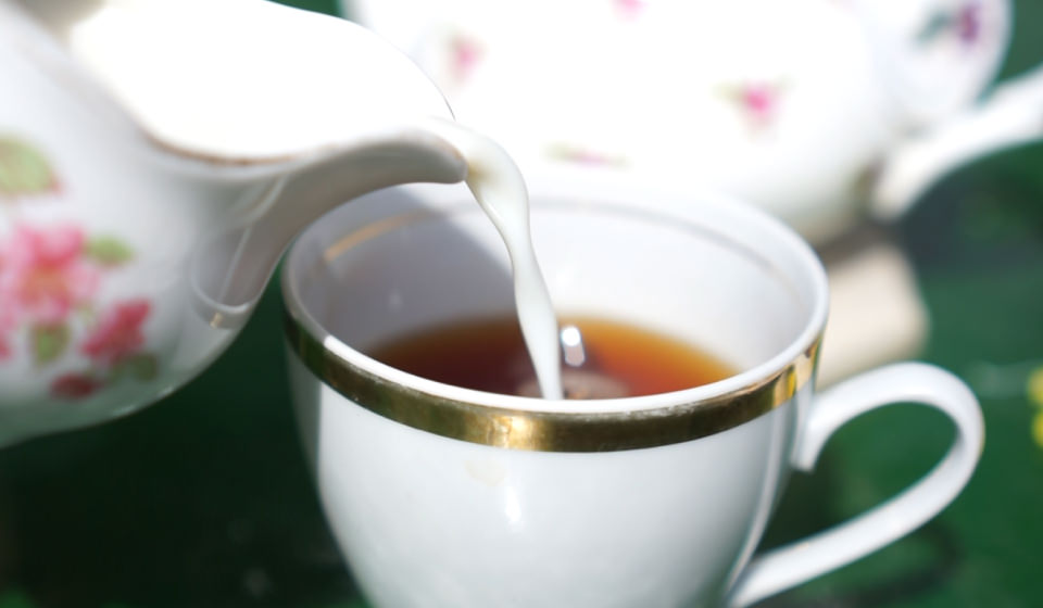 劍橋私房景點：英國最好吃司康在Ely伊利。孔雀茶屋Peacocks Tearoom
