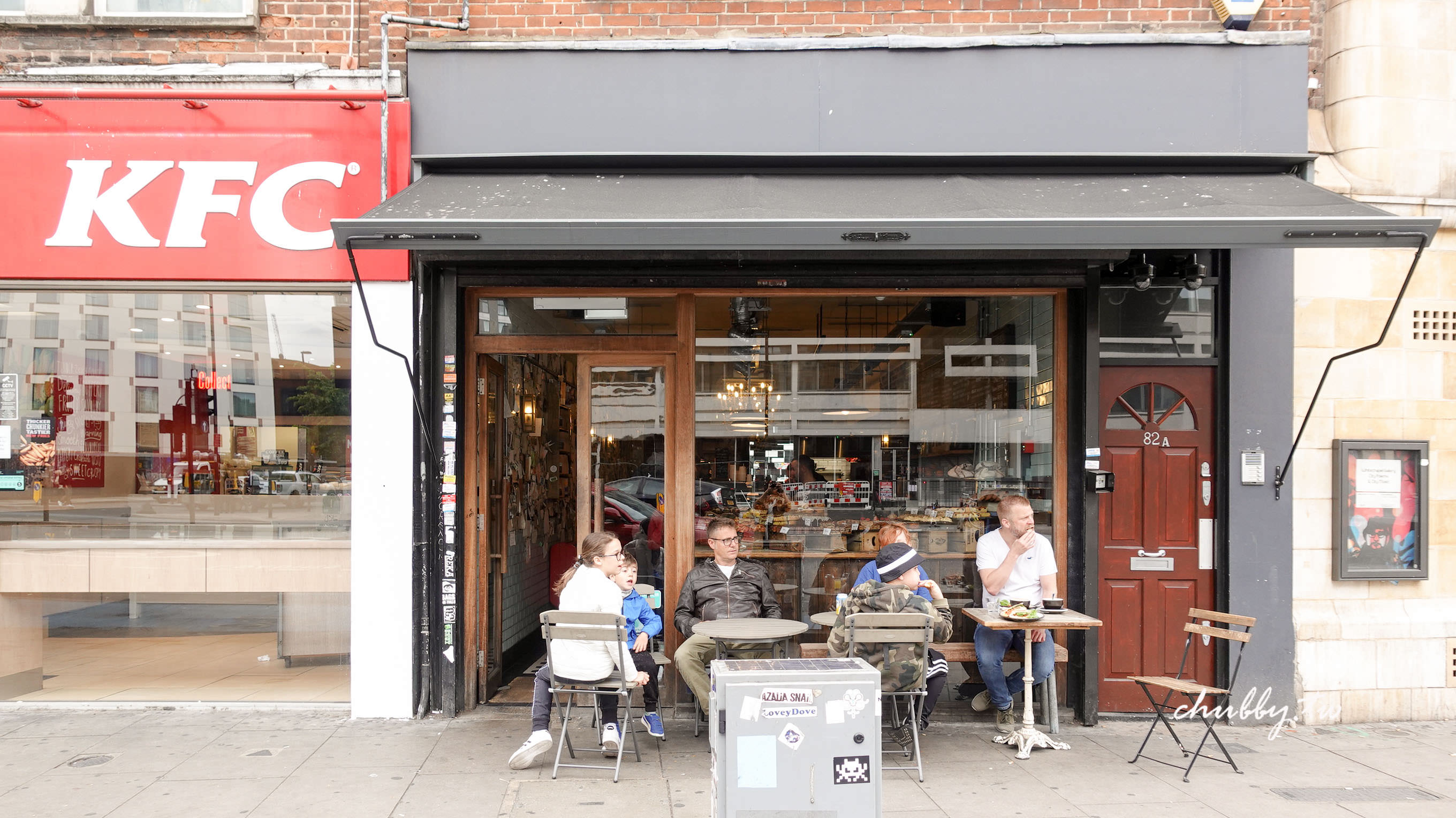 英國遊學生的倫敦咖啡廳口袋名單：EXmouth coffee company，倫敦最完美可頌在這裡！超多糕點挑選~