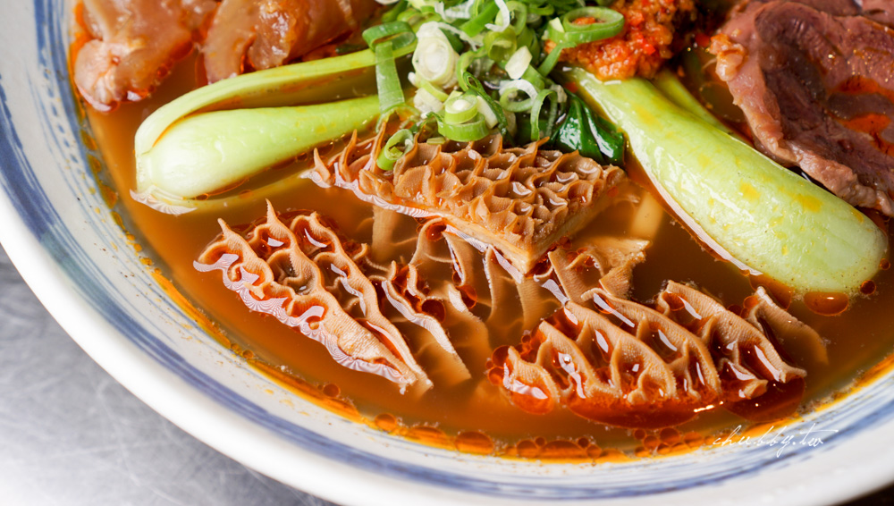 神仙牛肉麵│南京復興站美食：第一家被製成日本泡麵的牛肉麵