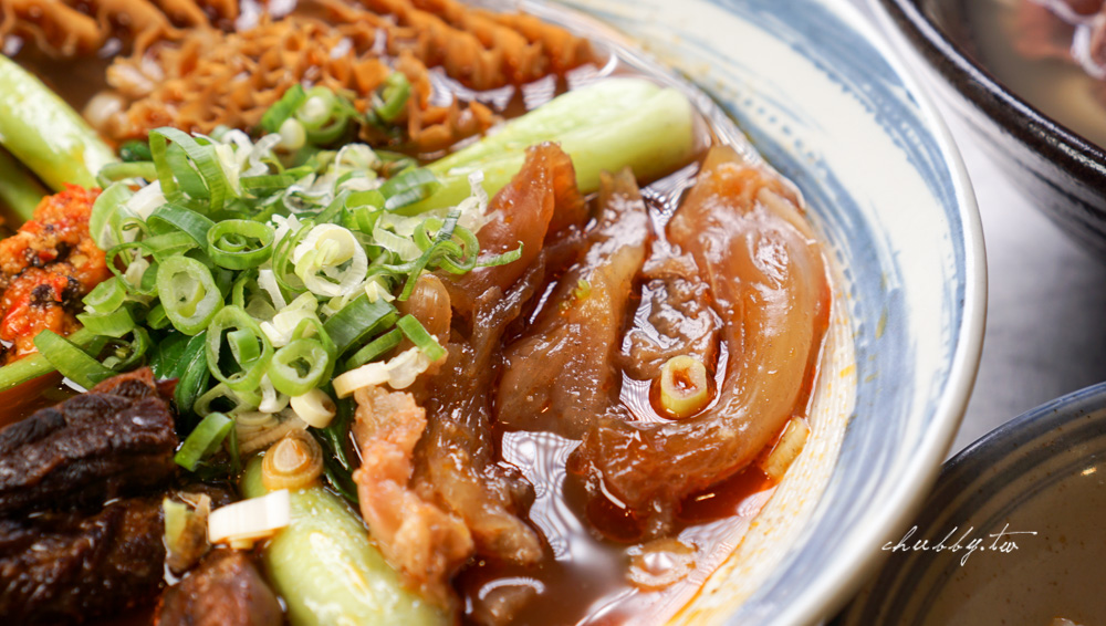 神仙牛肉麵│南京復興站美食：第一家被製成日本泡麵的牛肉麵