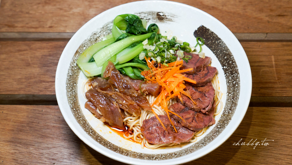 神仙牛肉麵│南京復興站美食：第一家被製成日本泡麵的牛肉麵