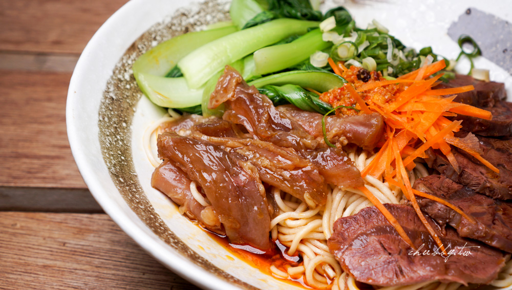 神仙牛肉麵│南京復興站美食：第一家被製成日本泡麵的牛肉麵
