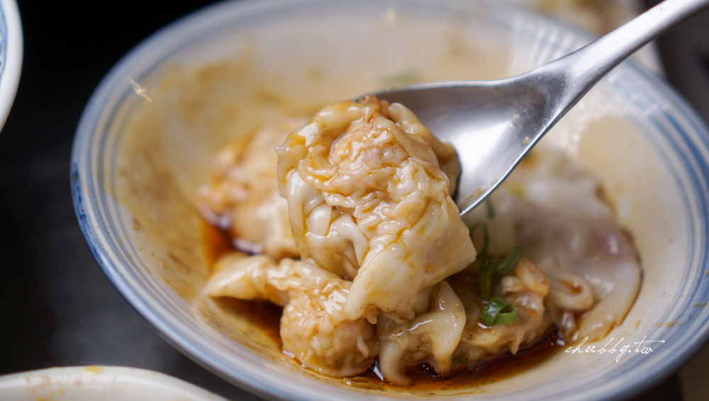 神仙牛肉麵│南京復興站美食：第一家被製成日本泡麵的牛肉麵