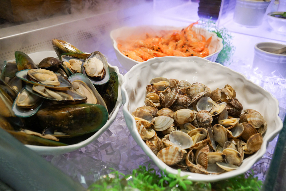 台中大坑日光溫泉會館：台中親子飯店首選，一泊二食，超狂獨立泡湯區、高級Buffet完美享受！