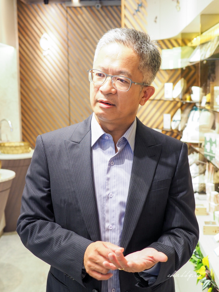 臻品植萃養生茶、植萃皂，博士中西醫師的秘方：揉合東西方花草精華與博士醫生專業配方的養生之道