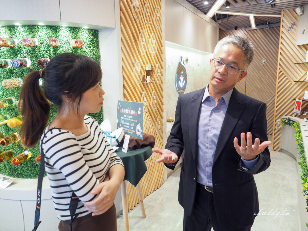 臻品植萃養生茶、植萃皂，博士中西醫師的秘方：揉合東西方花草精華與博士醫生專業配方的養生之道