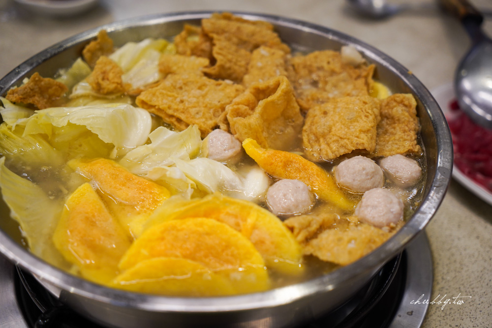 糊塗羊肉爐新海店:板橋羊肉爐推薦40年老店,使用國產溫體羊肉,帶皮羊肉皮燉軟嫩,羊油麵線香滑綿順! 糊塗羊肉爐新海店:板橋羊肉爐推薦40年老店,使用國產溫體羊肉,帶皮羊肉皮燉軟嫩,羊油麵線香滑綿順!