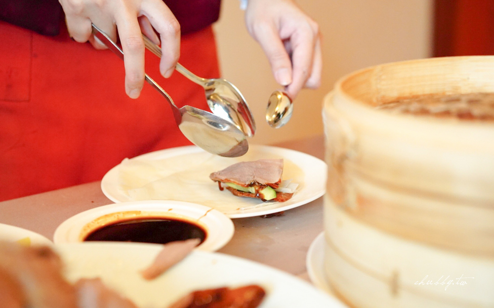 福華飯店江南春餐廳 江南掛爐烤鴨一鴨四吃 老江浙菜功夫料理,年節聚餐最佳首選! 福華飯店江南春餐廳 江南掛爐烤鴨一鴨四吃 老江浙菜功夫料理,年節聚餐最佳首選!