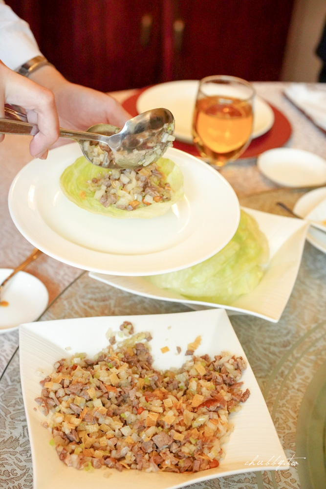 福華飯店江南春餐廳 江南掛爐烤鴨一鴨四吃 老江浙菜功夫料理,年節聚餐最佳首選! 福華飯店江南春餐廳 江南掛爐烤鴨一鴨四吃 老江浙菜功夫料理,年節聚餐最佳首選!