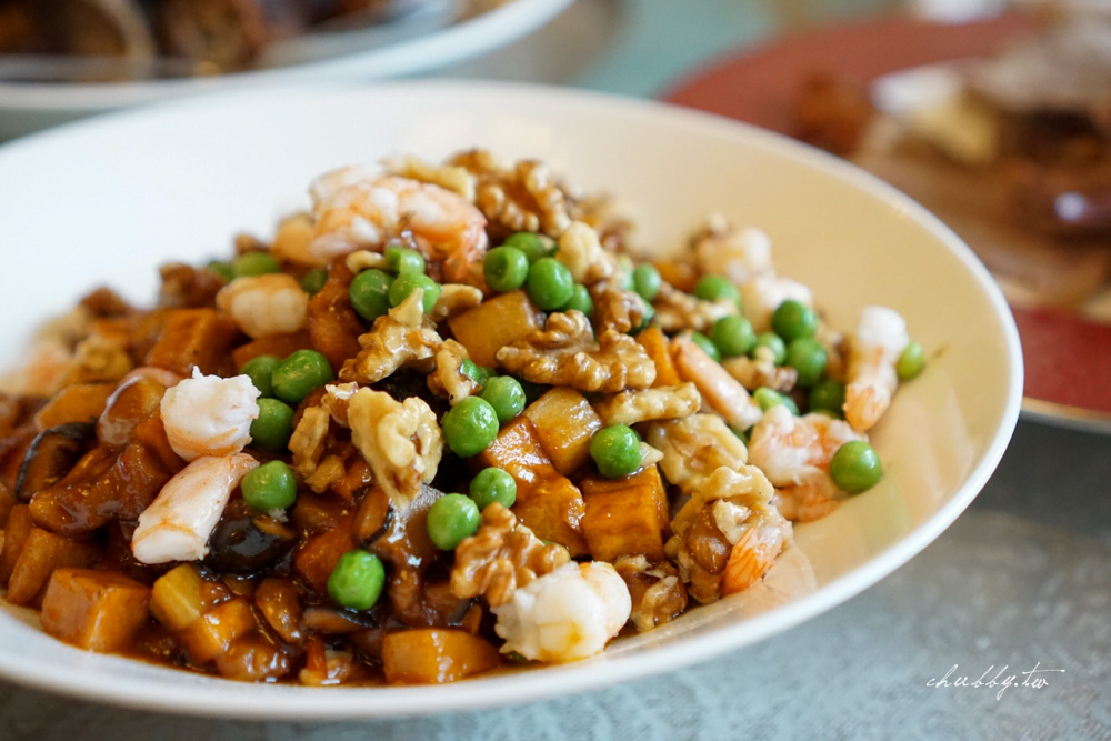 福華飯店江南春餐廳 江南掛爐烤鴨一鴨四吃 老江浙菜功夫料理,年節聚餐最佳首選! 福華飯店江南春餐廳 江南掛爐烤鴨一鴨四吃 老江浙菜功夫料理,年節聚餐最佳首選!