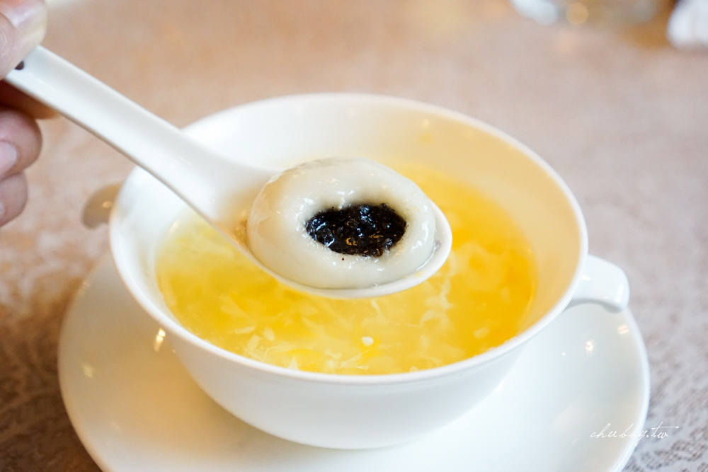 福華飯店江南春餐廳 江南掛爐烤鴨一鴨四吃 老江浙菜功夫料理,年節聚餐最佳首選! 福華飯店江南春餐廳 江南掛爐烤鴨一鴨四吃 老江浙菜功夫料理,年節聚餐最佳首選!