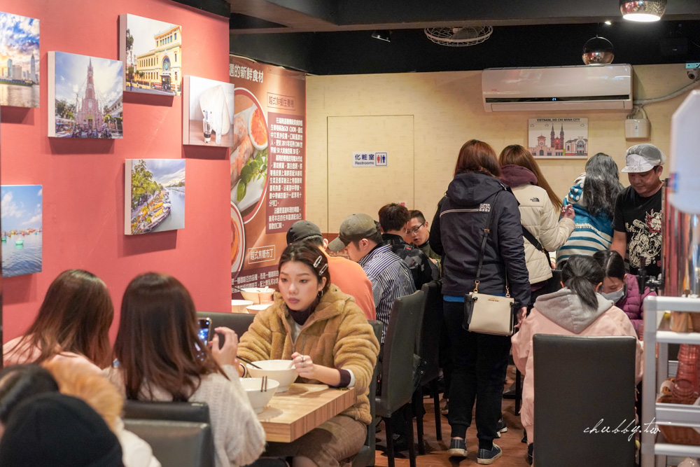 【中和美食】梅姐牛肉河粉:越南華僑開店、在地人才知道超道地越南料理,清燉牛肉河粉、紅燒牛腩必點 【中和美食】梅姐牛肉河粉:越南華僑開店、在地人才知道超道地越南料理,清燉牛肉河粉、紅燒牛腩必點