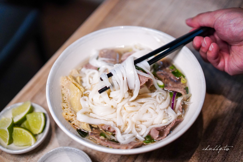 【中和美食】梅姐牛肉河粉:越南華僑開店、在地人才知道超道地越南料理,清燉牛肉河粉、紅燒牛腩必點 【中和美食】梅姐牛肉河粉:越南華僑開店、在地人才知道超道地越南料理,清燉牛肉河粉、紅燒牛腩必點