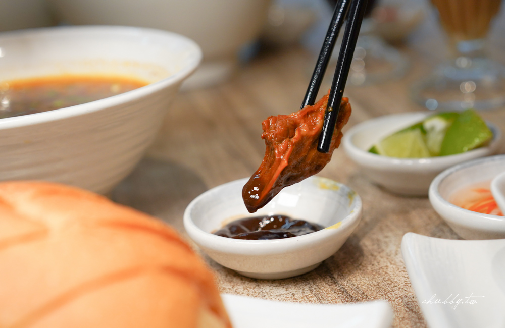 【中和美食】梅姐牛肉河粉:越南華僑開店、在地人才知道超道地越南料理,清燉牛肉河粉、紅燒牛腩必點 【中和美食】梅姐牛肉河粉:越南華僑開店、在地人才知道超道地越南料理,清燉牛肉河粉、紅燒牛腩必點