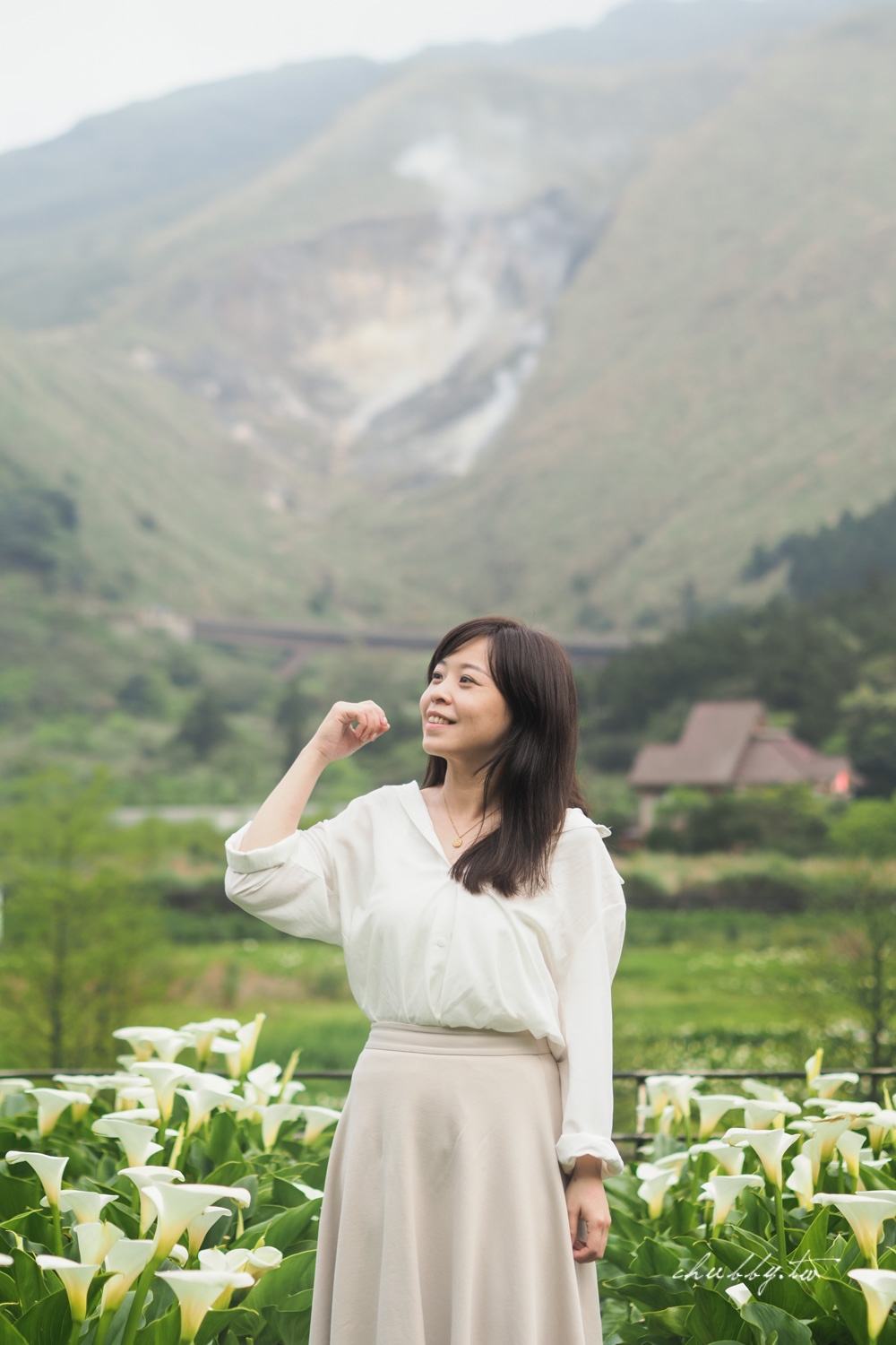 【名陽匍休閒農莊】台北陽明山海芋季最佳拍攝海芋景點！海芋田中的小木屋、在海芋田盪鞦韆(交通/票價/最美避開人潮的拍攝點教學)