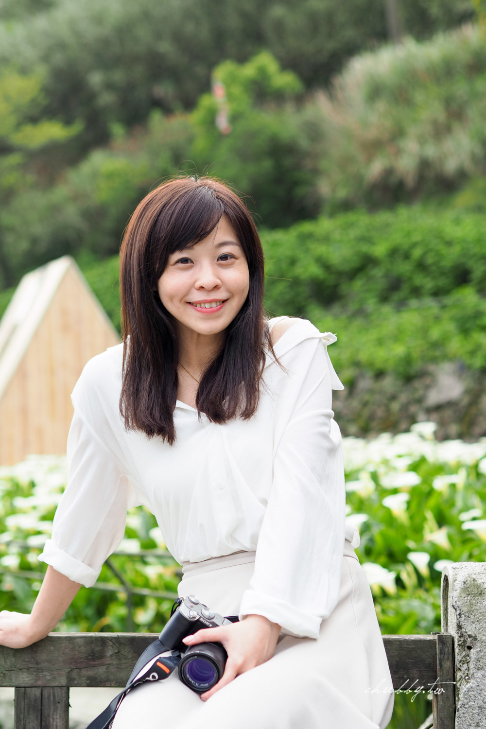 【名陽匍休閒農莊】台北陽明山海芋季最佳拍攝海芋景點！海芋田中的小木屋、在海芋田盪鞦韆(交通/票價/最美避開人潮的拍攝點教學)