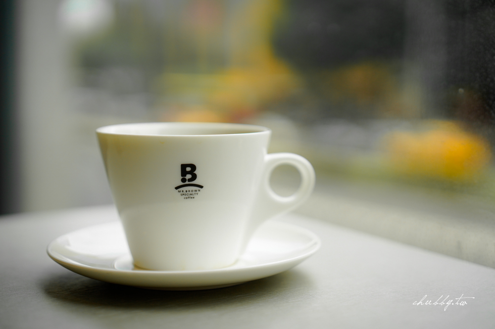 │台北下午茶│城市裡的伯朗咖啡館，388元成就你的美好下午茶時光！黑糖奶茶戚風QQ蛋糕、精品咖啡初體驗