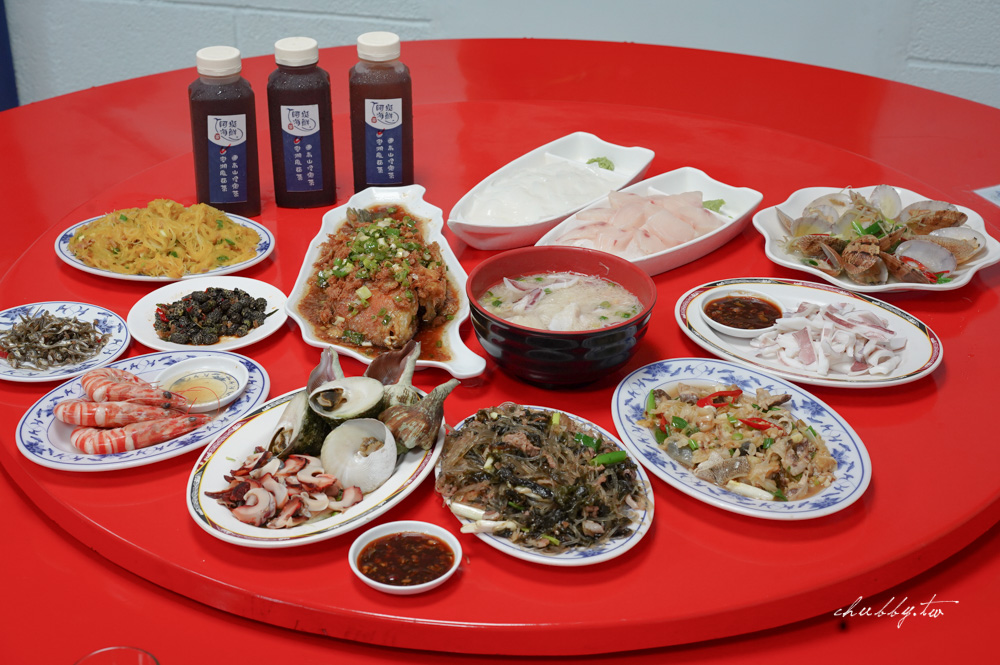 澎湖小門海鮮餐廳推薦：澎湖阿挺海鮮，40年老店，澎湖鯨魚洞、小門必吃小管麵線，最推薦的澎湖好吃小管麵線