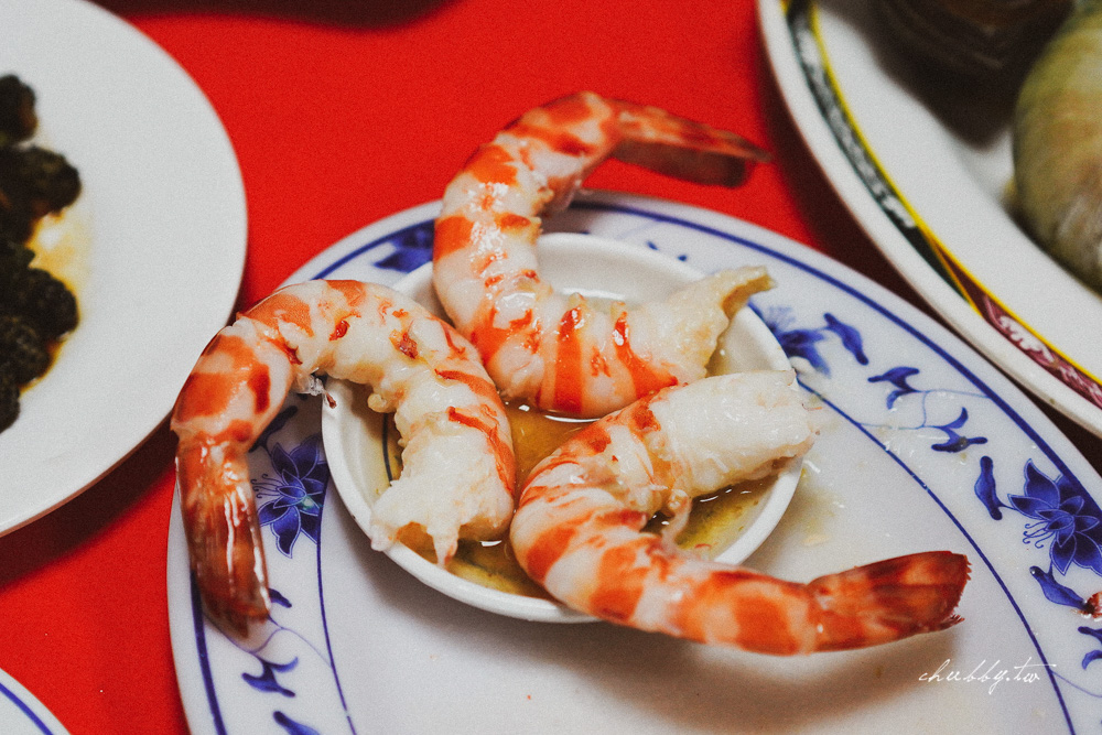 澎湖小門海鮮餐廳推薦：澎湖阿挺海鮮，40年老店，澎湖鯨魚洞、小門必吃小管麵線，最推薦的澎湖好吃小管麵線