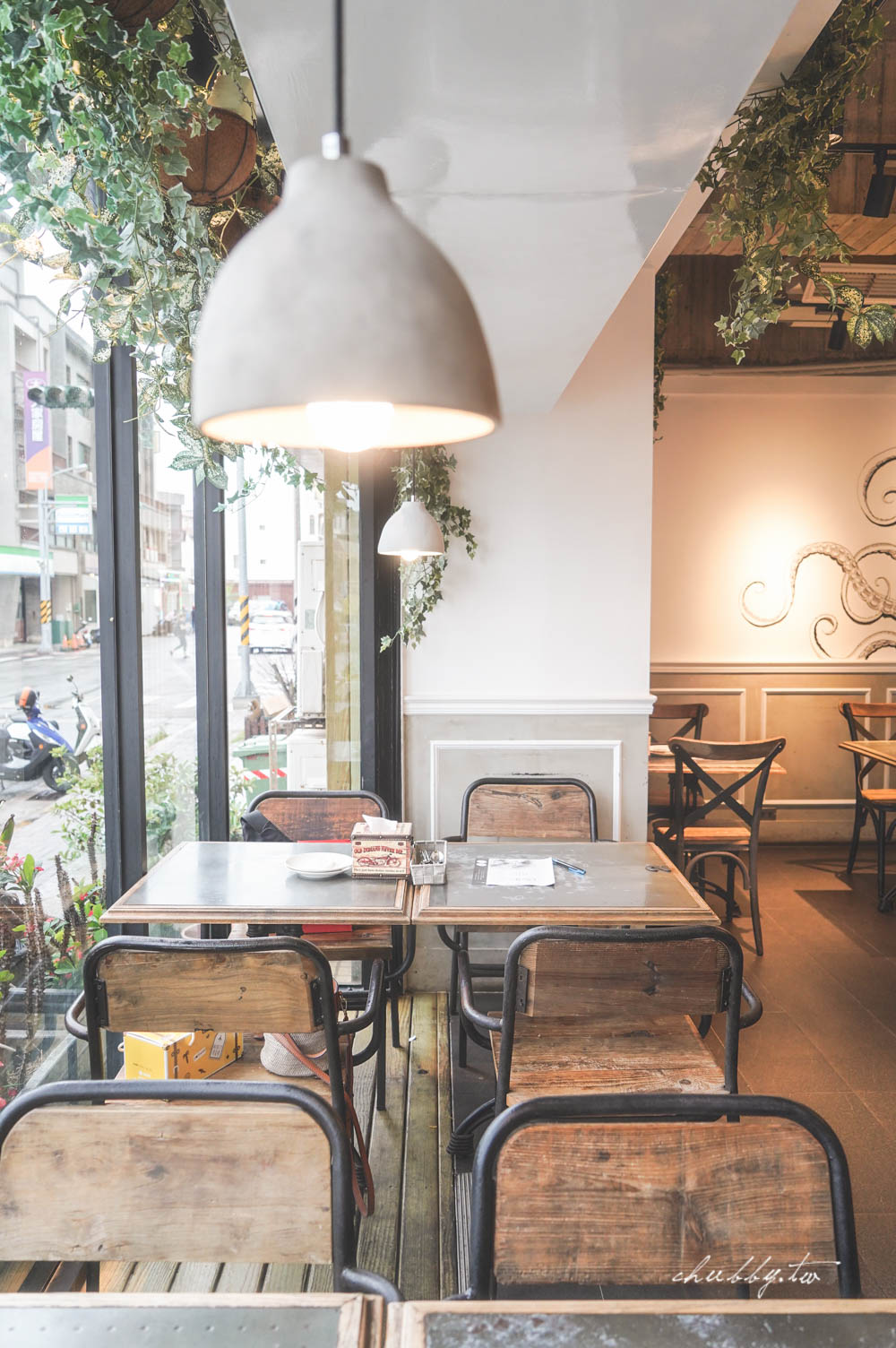 ChuJu雛菊餐桌澎湖店│英倫森林系超人氣網美餐廳，海鮮百寶袋超鮮美必點！雛菊餐桌菜單