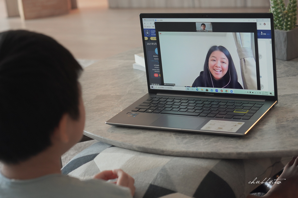 兒童筆電怎麼挑?有護眼認證的ASUS VivoBook S14使用心得 兒童筆電怎麼挑?有護眼認證的ASUS VivoBook S14使用心得