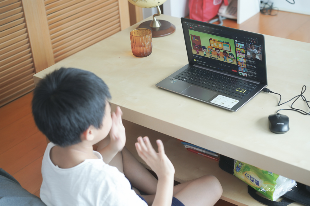兒童筆電怎麼挑?有護眼認證的ASUS VivoBook S14使用心得 兒童筆電怎麼挑?有護眼認證的ASUS VivoBook S14使用心得