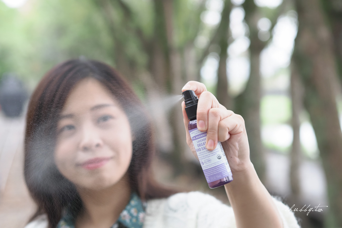 每秒賣出2.2瓶的美國Dr.Bronner’s布朗博士,敏感肌也適合!明星商品18in1潔膚露、家務萬用清潔劑、噴霧乾洗手開箱心得與年前補貨團 每秒賣出2.2瓶的美國Dr.Bronner’s布朗博士,敏感肌也適合!明星商品18in1潔膚露、家務萬用清潔劑、噴霧乾洗手開箱心得與年前補貨團