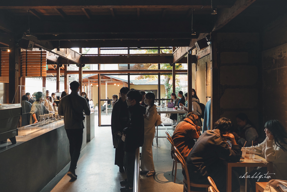 日本最大的藍瓶咖啡：BLUE BOTTLE京都一號店，京都南禪寺百年町家建築，必點限定抹茶起士蛋糕！菜單價格