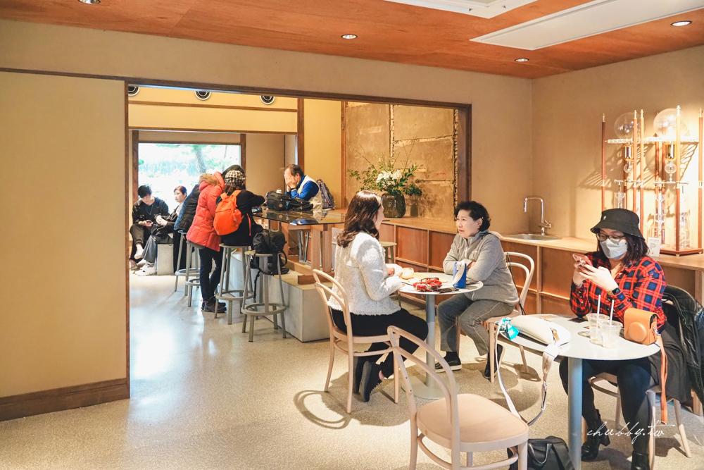 日本最大的藍瓶咖啡：BLUE BOTTLE京都一號店，京都南禪寺百年町家建築，必點限定抹茶起士蛋糕！菜單價格