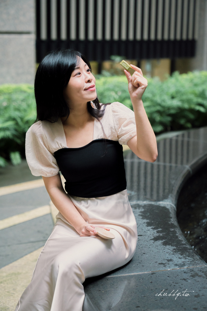 花現喜福娃娃酥:過年伴手禮推薦,涮嘴不黏牙、古早味花生酥長輩最愛! 花現喜福娃娃酥:過年伴手禮推薦,涮嘴不黏牙、古早味花生酥長輩最愛!