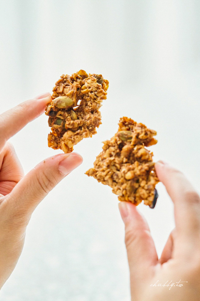 溫室好食道 飽食燕麥脆脆大升級!高達24%堅果比例補充滿滿營養,減脂期的嘴饞好幫手,七種口味一次滿足! 溫室好食道 飽食燕麥脆脆大升級!高達24%堅果比例補充滿滿營養,減脂期的嘴饞好幫手,七種口味一次滿足!