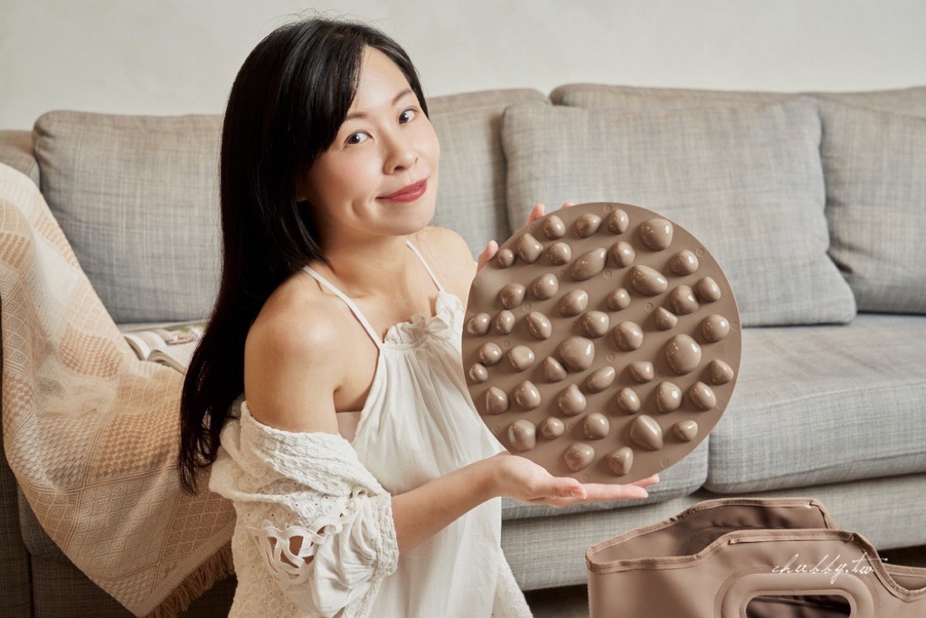 最低成本的睡前養生：『泡腳』這樣泡腳最有效？阿嬤的配方：妳的桑拿沐足袋、純淨自然足浴鹽開箱實測，輕鬆養出好氣色