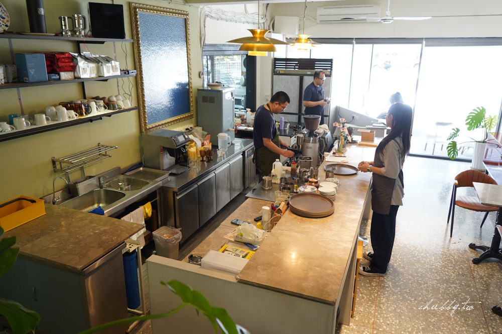 外雙溪秘境咖啡廳│咖朵咖啡Caldo Cafe,台北第一舒芙蕾!坐擁河景第一排,必點雙重起司熱蛋糕、舒芙蕾