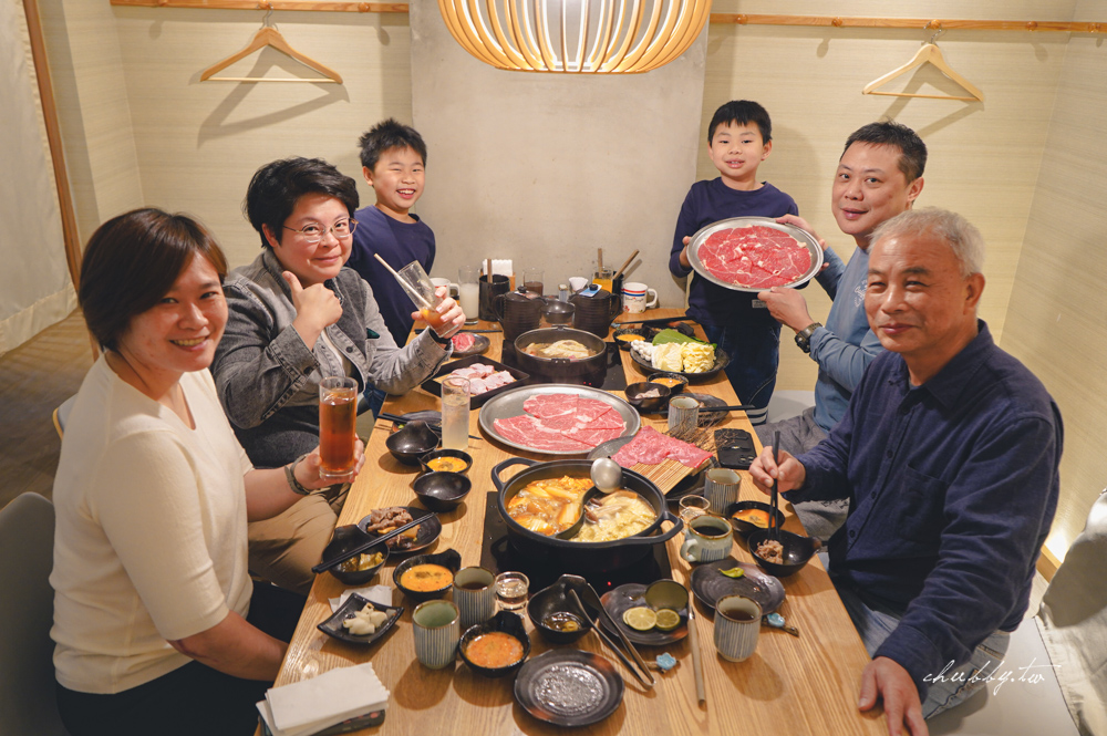 【牛小路壽喜燒吃到飽】台灣就有日本A5和牛壽喜燒吃到飽!給你2.5小時用餐,家庭聚餐首選,高級日本料亭空間,大理石油花太銷魂!中山站美食推薦 【牛小路壽喜燒吃到飽】台灣就有日本A5和牛壽喜燒吃到飽!給你2.5小時用餐,家庭聚餐首選,高級日本料亭空間,大理石油花太銷魂!中山站美食推薦