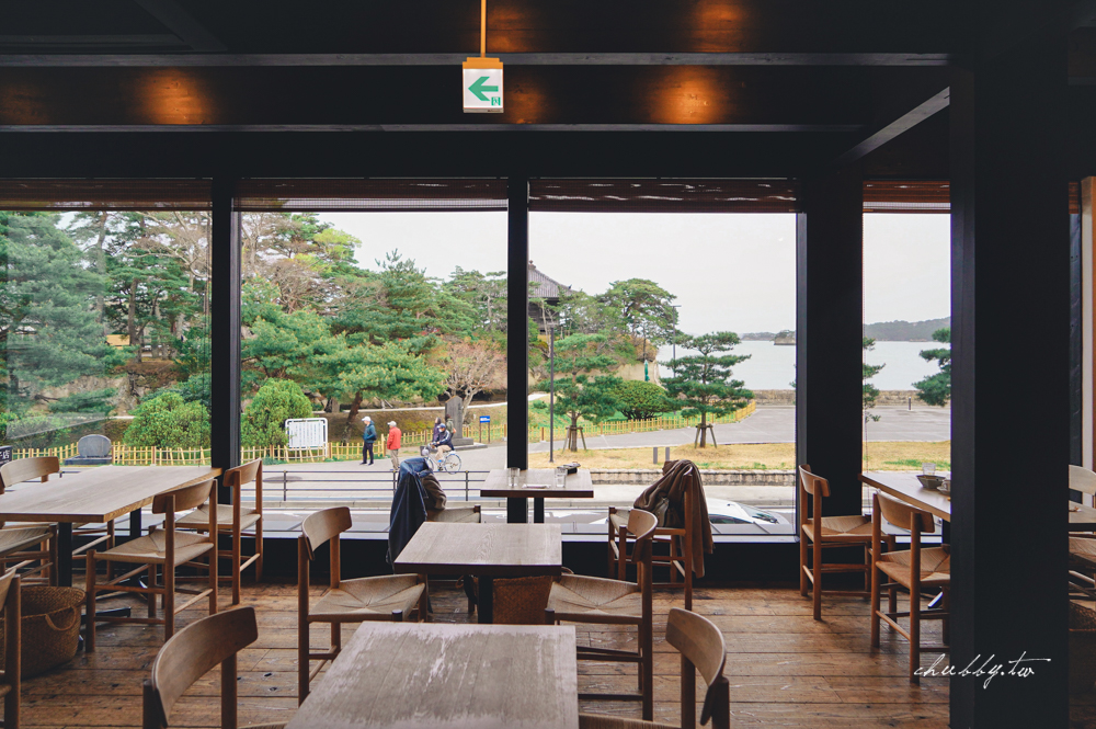│松島美食│松華堂菓子店美味黑糖蜜餞涼糕、雪竹屋超大塊現烤仙貝