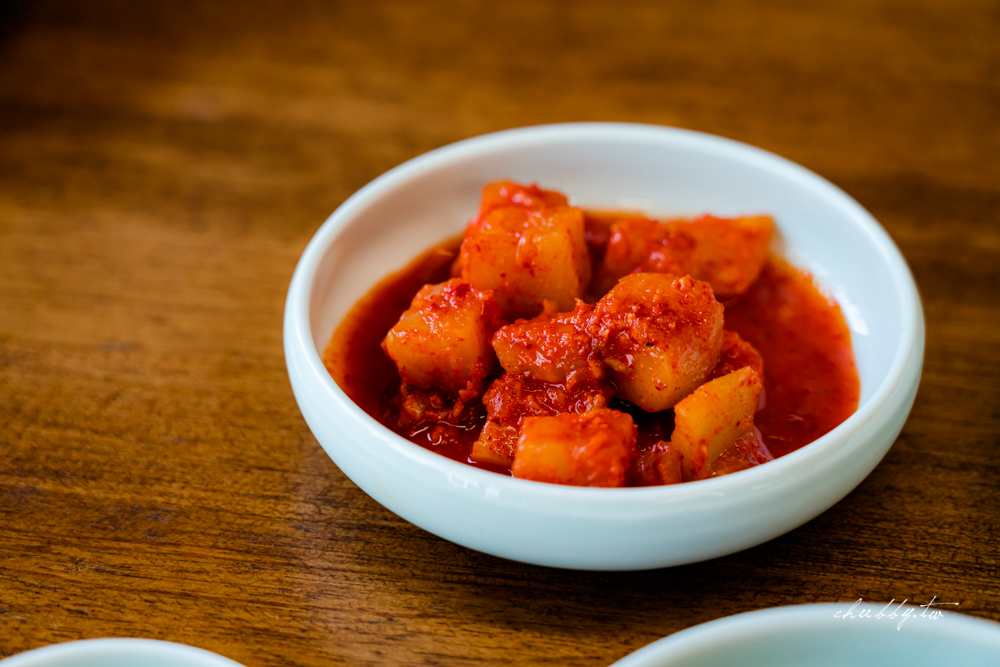 釜山美食推薦:極東豬肉湯飯(극동돼지국밥),傳承三代老牌名店,順遊膠囊列車最完美的豬肉湯飯! 釜山美食推薦:極東豬肉湯飯(극동돼지국밥),傳承三代老牌名店,順遊膠囊列車最完美的豬肉湯飯!