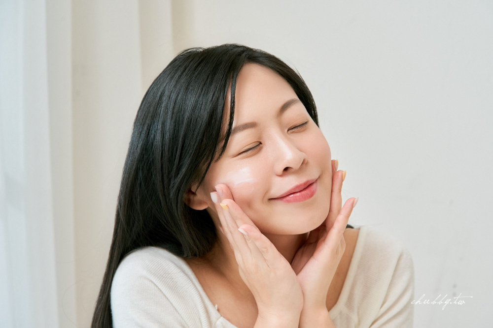 2025抗老乳霜推薦|8款人氣法令紋保養品排行:誰才是撫紋神隊友? 2025抗老乳霜推薦|8款人氣法令紋保養品排行:誰才是撫紋神隊友?