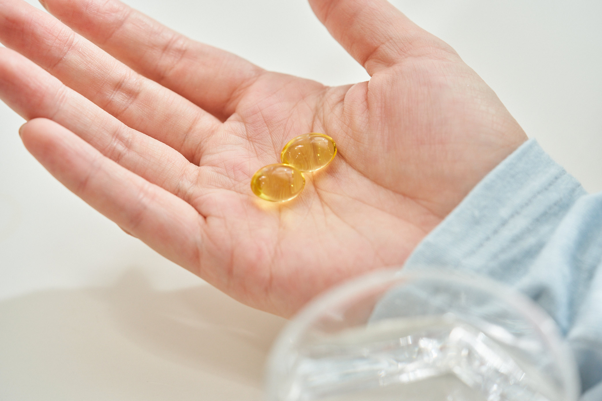 新普利有橄魚油開箱:Omega-3搭橄欖油的少見組合,為什麼我會持續吃? 新普利有橄魚油開箱:Omega-3搭橄欖油的少見組合,為什麼我會持續吃?