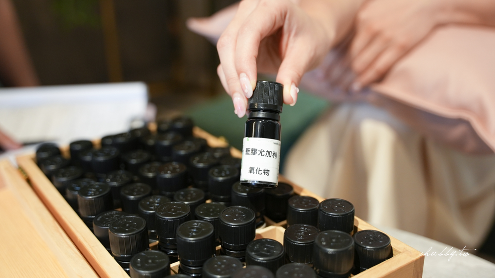 高雄SPA推薦 Tp&b 客製化精油調配過程